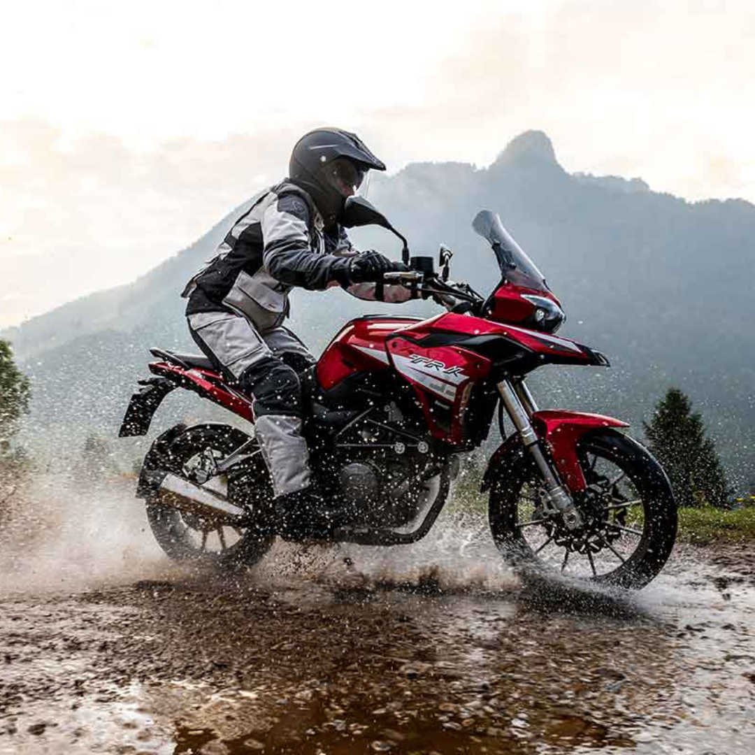 Benelli TRK 251