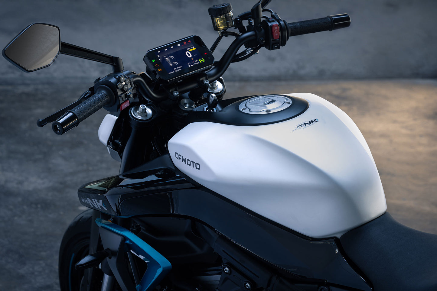 CFMOTO 675 NK