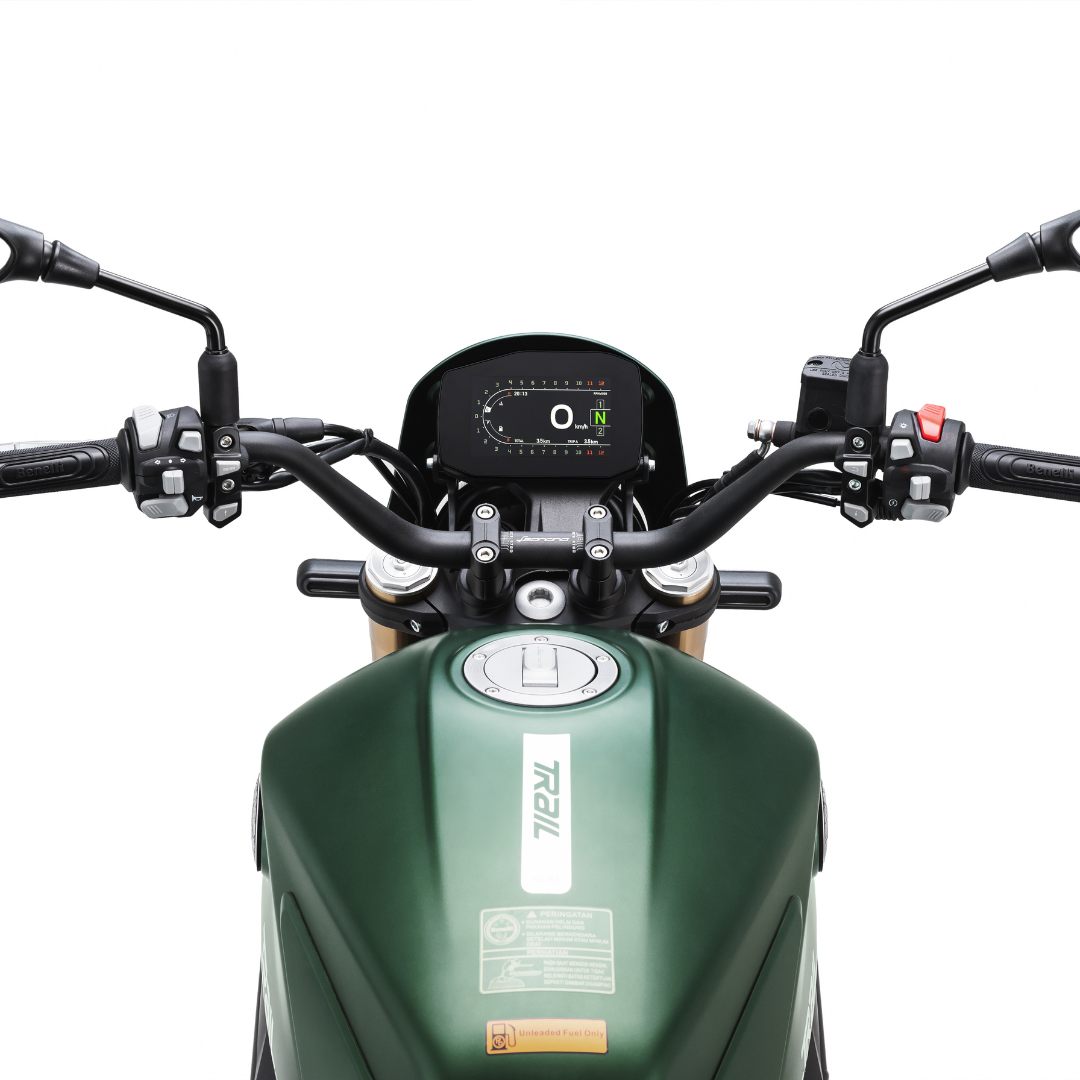 Benelli Leoncino 800 Trail