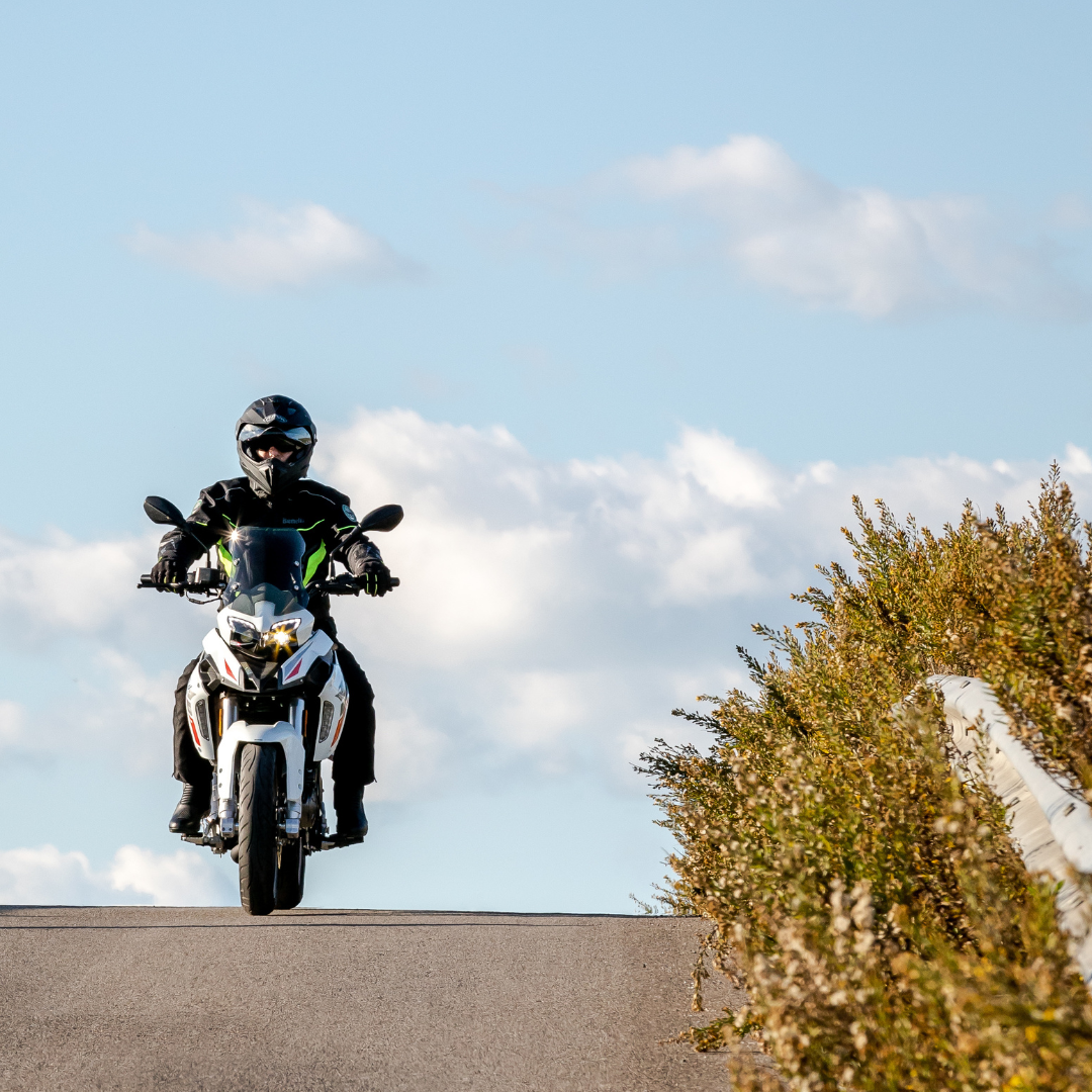 Benelli TRK 251