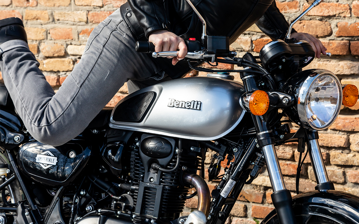 Benelli Imperiale 400