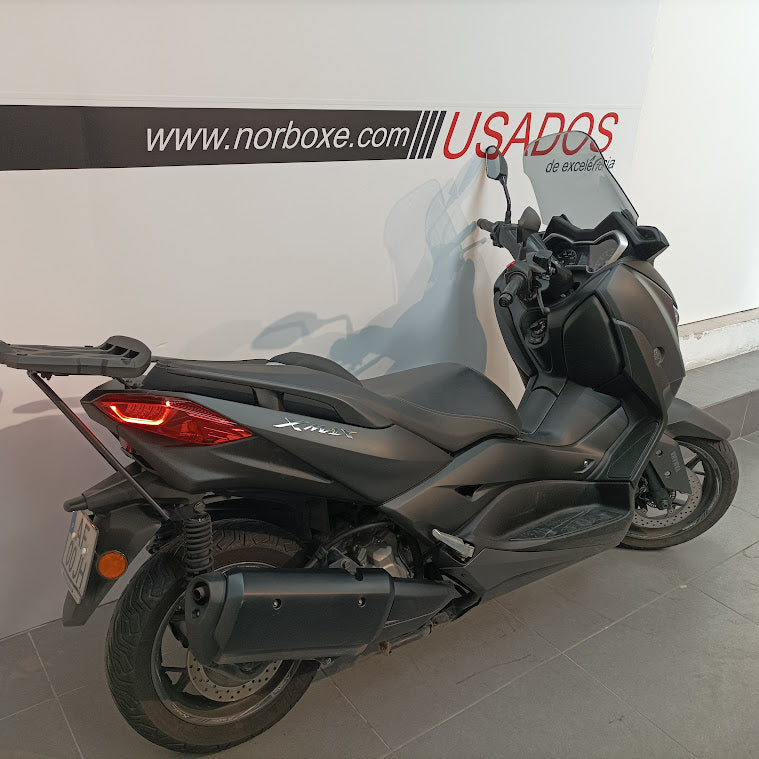 Yamaha XMAX 300