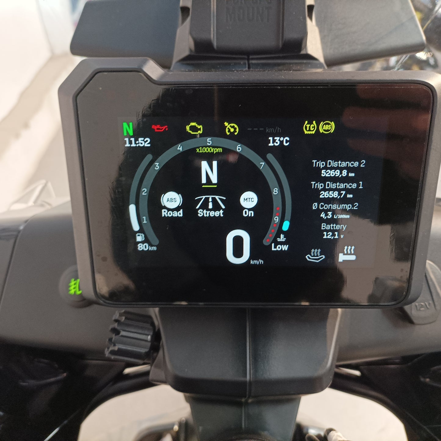 Husqvarna Norden 901 Expedition