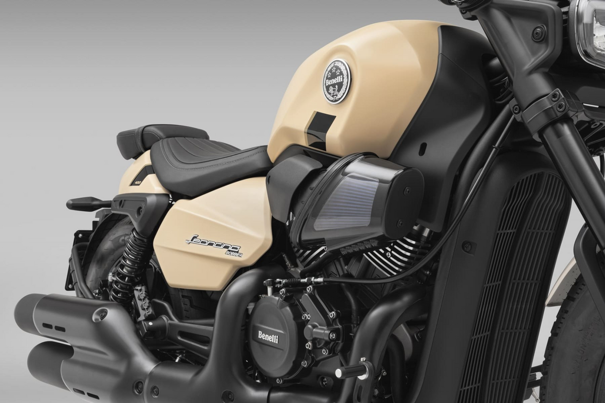 Benelli Leoncino Bobber 400