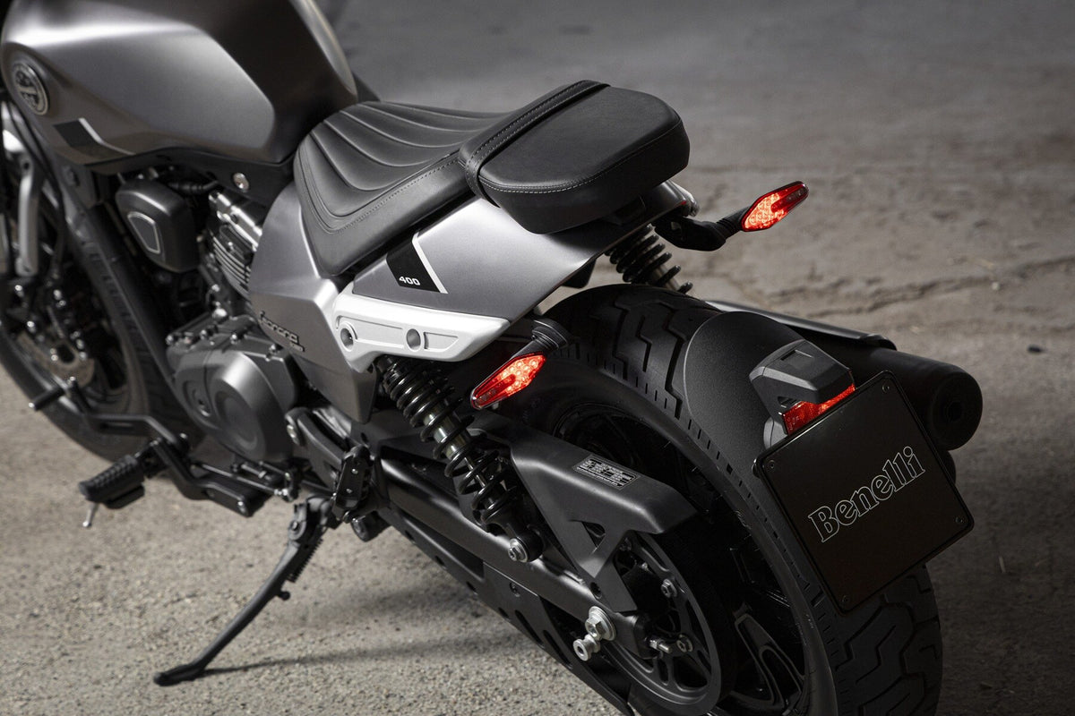 Benelli Leoncino Bobber 400
