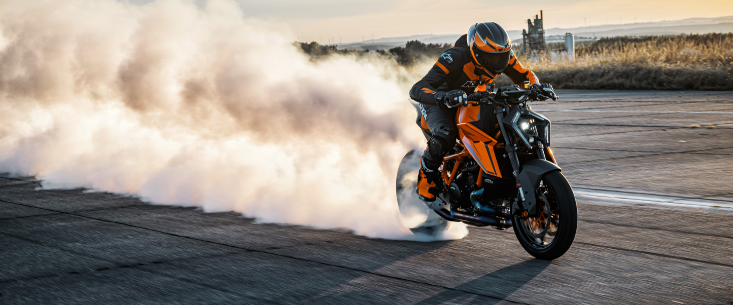 KTM Duke 1390 Super Duke R EVO