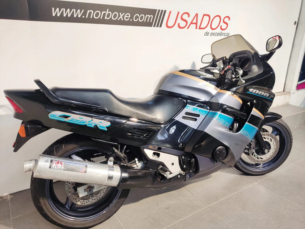 Honda CBR 1000 F