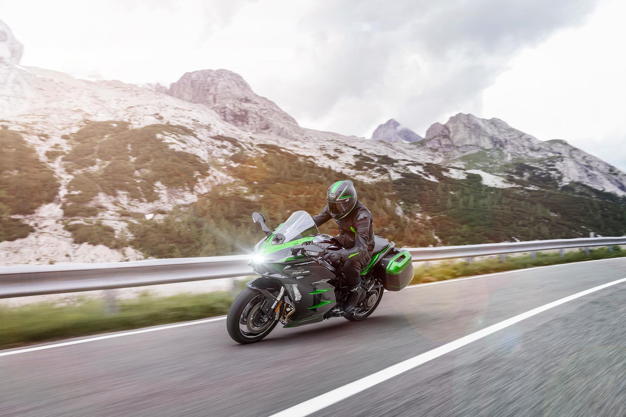 KAWASAKI Ninja H2 SX SE