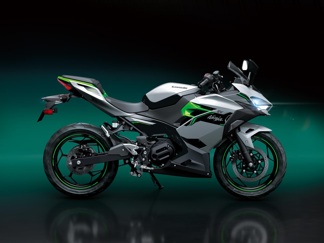 KAWASAKI Ninja e-1 ABS