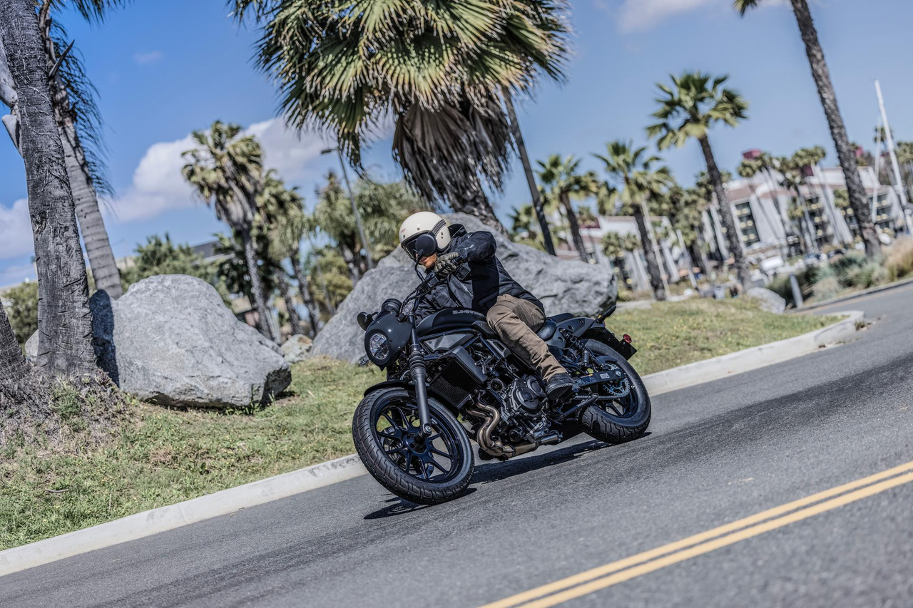 KAWASAKI Eliminator 500 SE