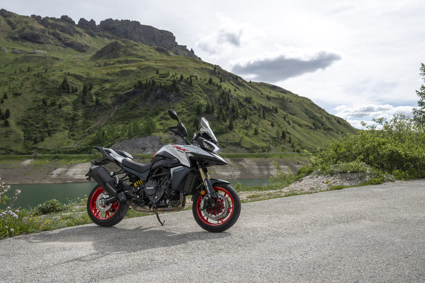 Benellli TRK 902 Stradale