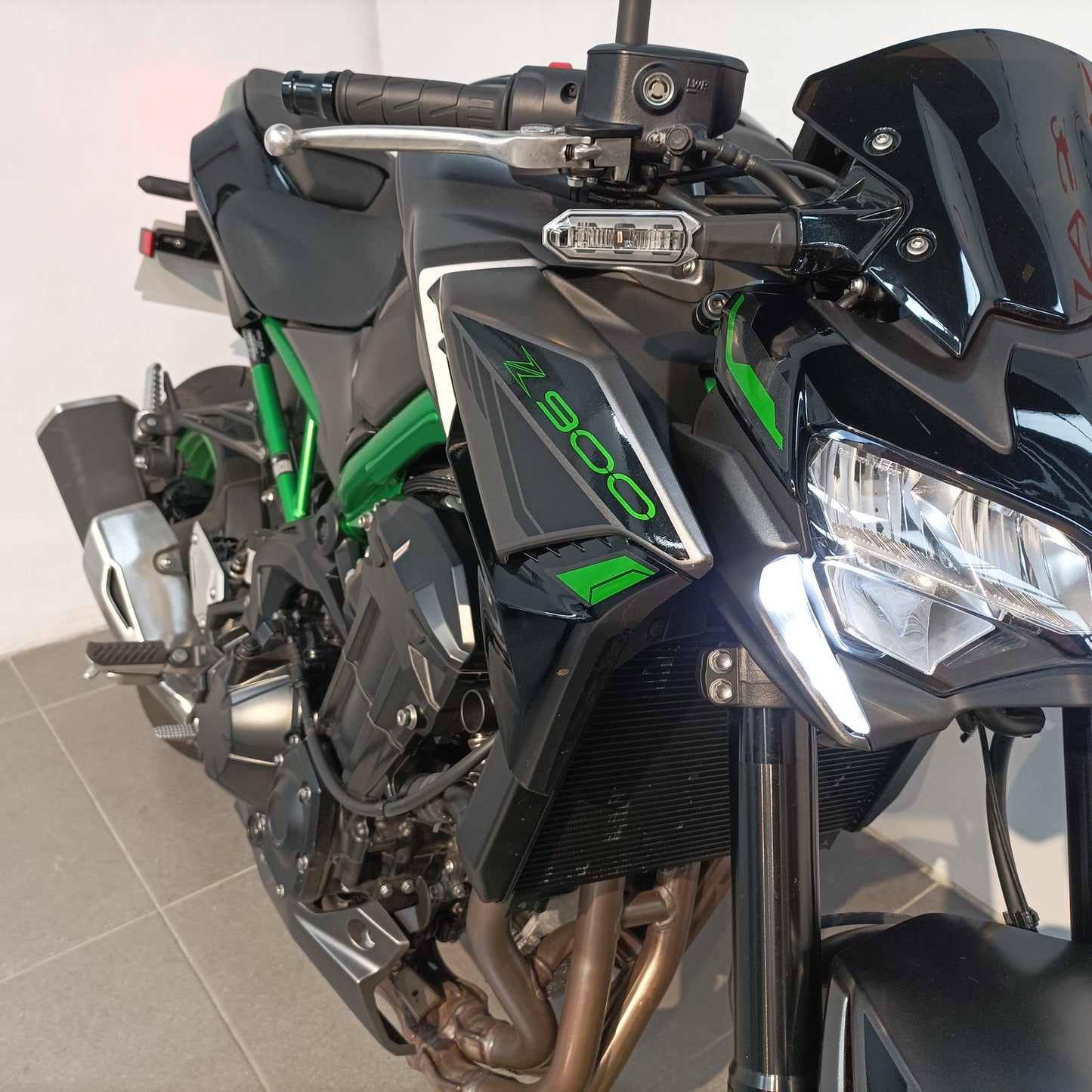 Kawasaki Z 900 Moto de Serviço