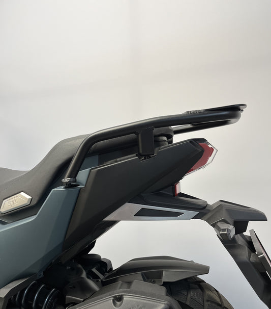 SYM : Suporte de Mala Traseira em Preto (ADX 125)