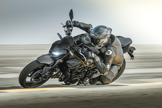 KAWASAKI Z900 - DISPONÍVEL PARA TEST DRIVE