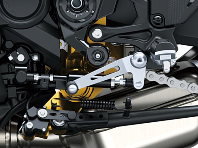 KAWASAKI Z900 - DISPONÍVEL PARA TEST DRIVE