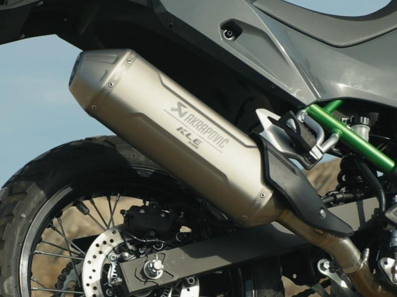 Kawasaki : Ponteira de titânio Akrapovič para KLE500/SE