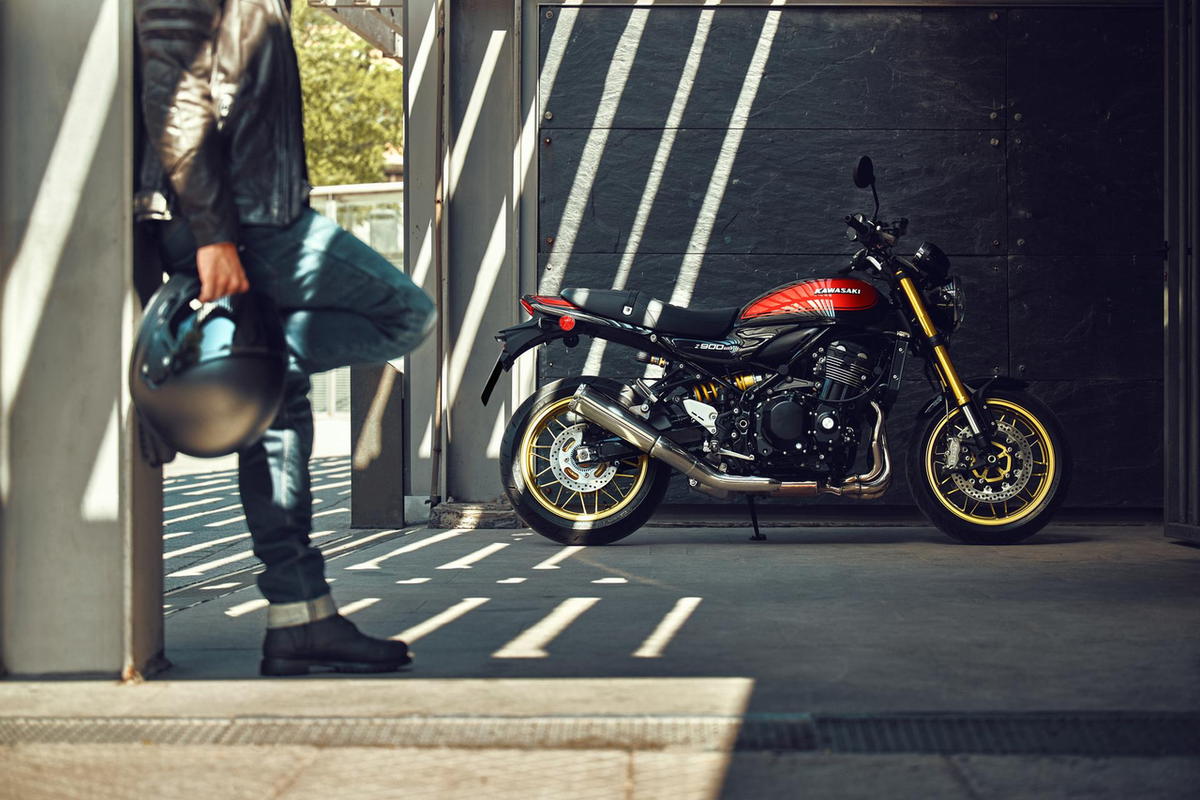 KAWASAKI Z900 RS Edição Especial